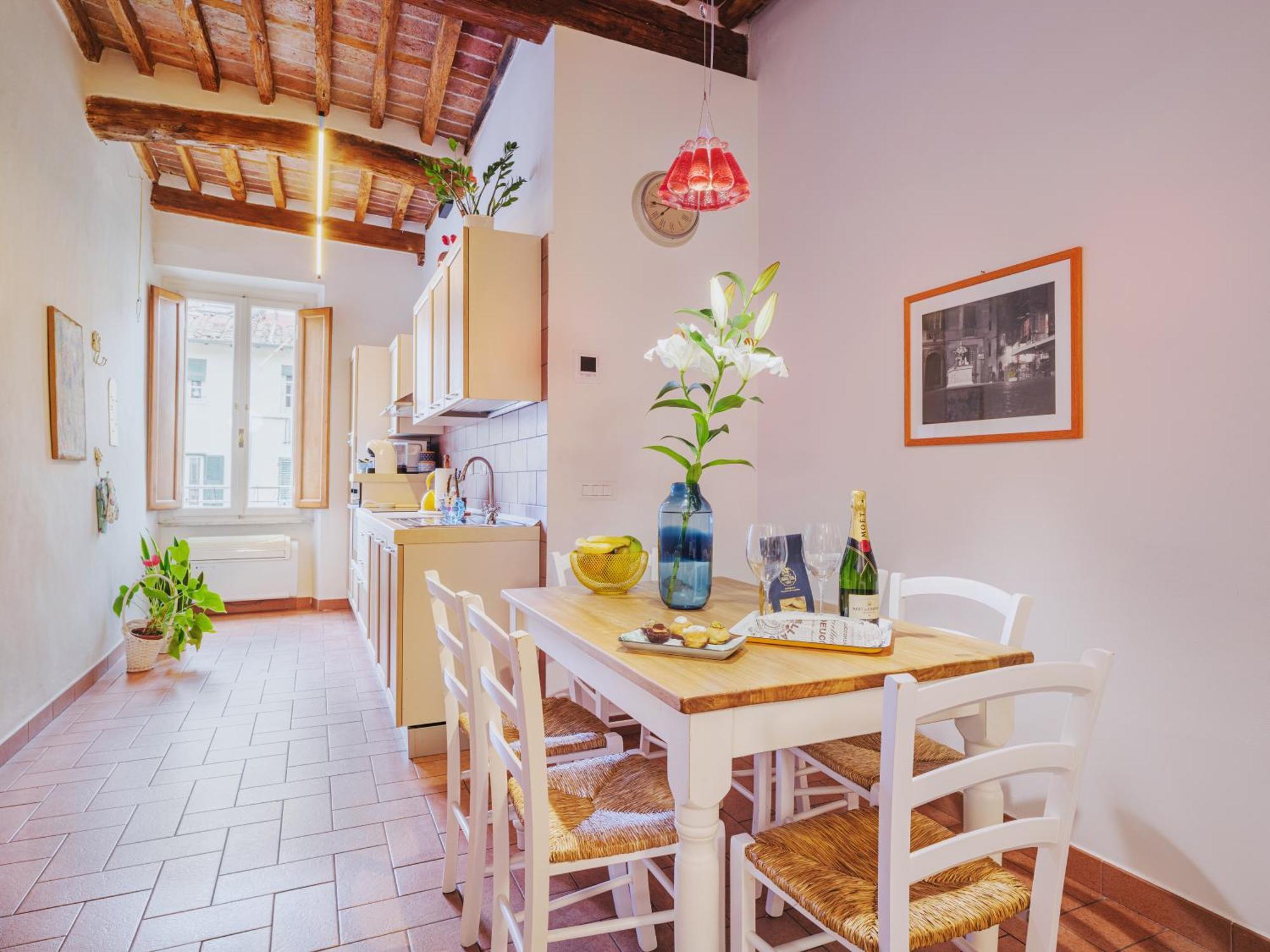 Michael'S Home - Cozy Apartment In The Heart Of 卢卡 外观 照片